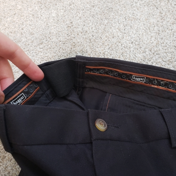 Brand new Haggar Men's No Iron Khaki Classic Fit, Expandable Waist - Picture 10 of 11